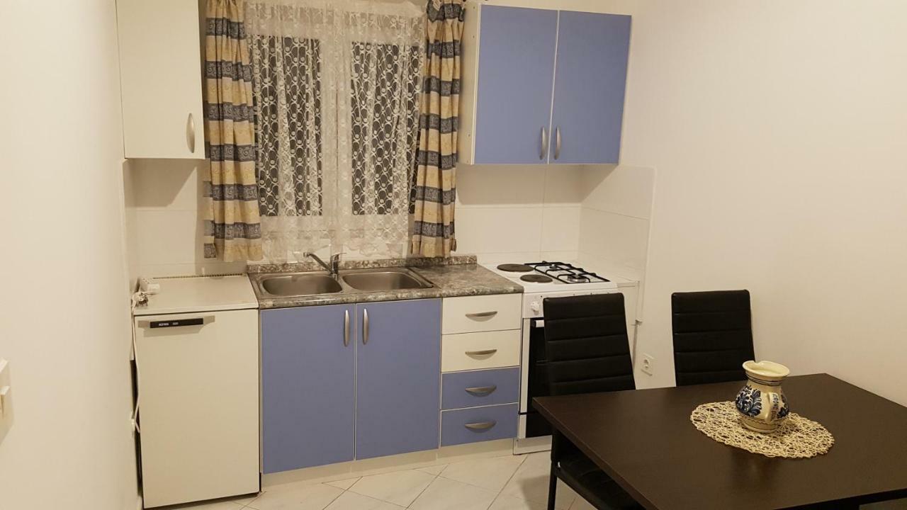 Cerova Apartment *